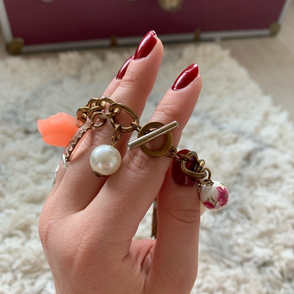 Vintage Inspired Bauble Charm Bracelet - Picture 2 of 8